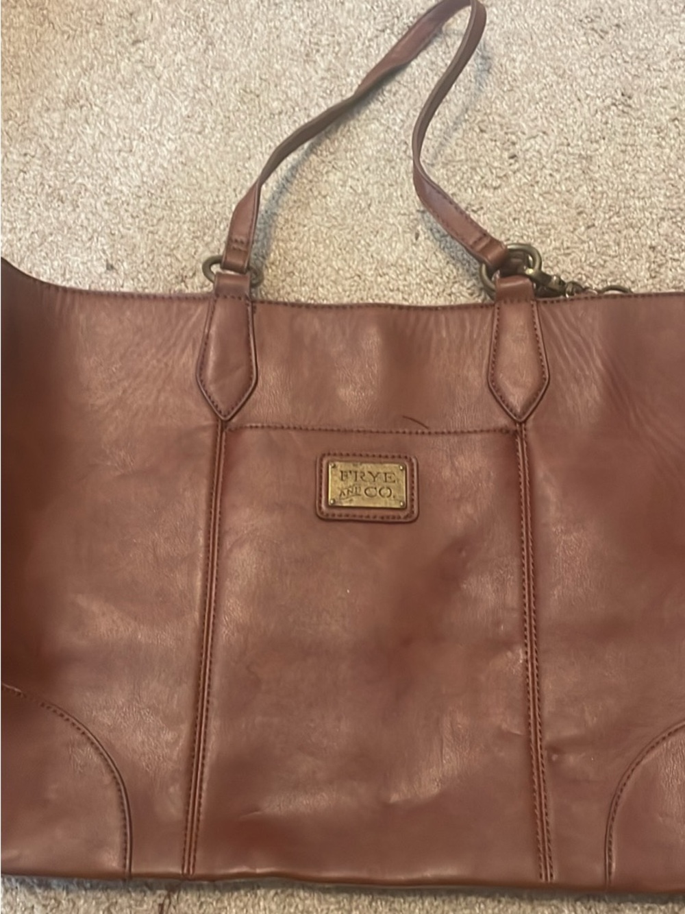 PRELOVED In Excellent Condition FRYE Cognac Leather 18” Shoulder Tote

MSRP $358
